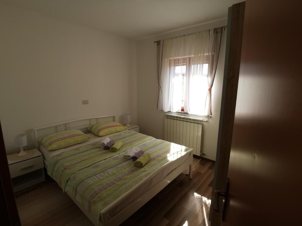 Apartmani Berber Babici ภายนอก รูปภาพ