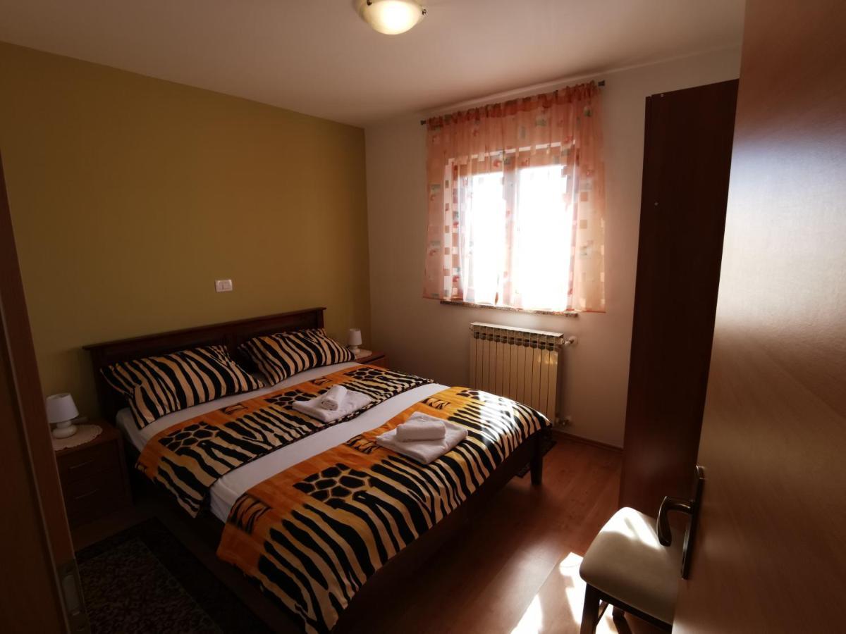 Apartmani Berber Babici ภายนอก รูปภาพ