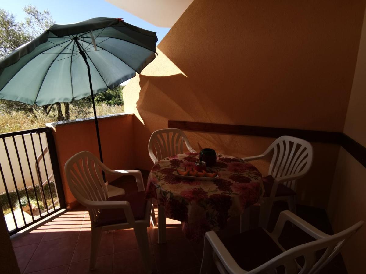 Apartmani Berber Babici ภายนอก รูปภาพ