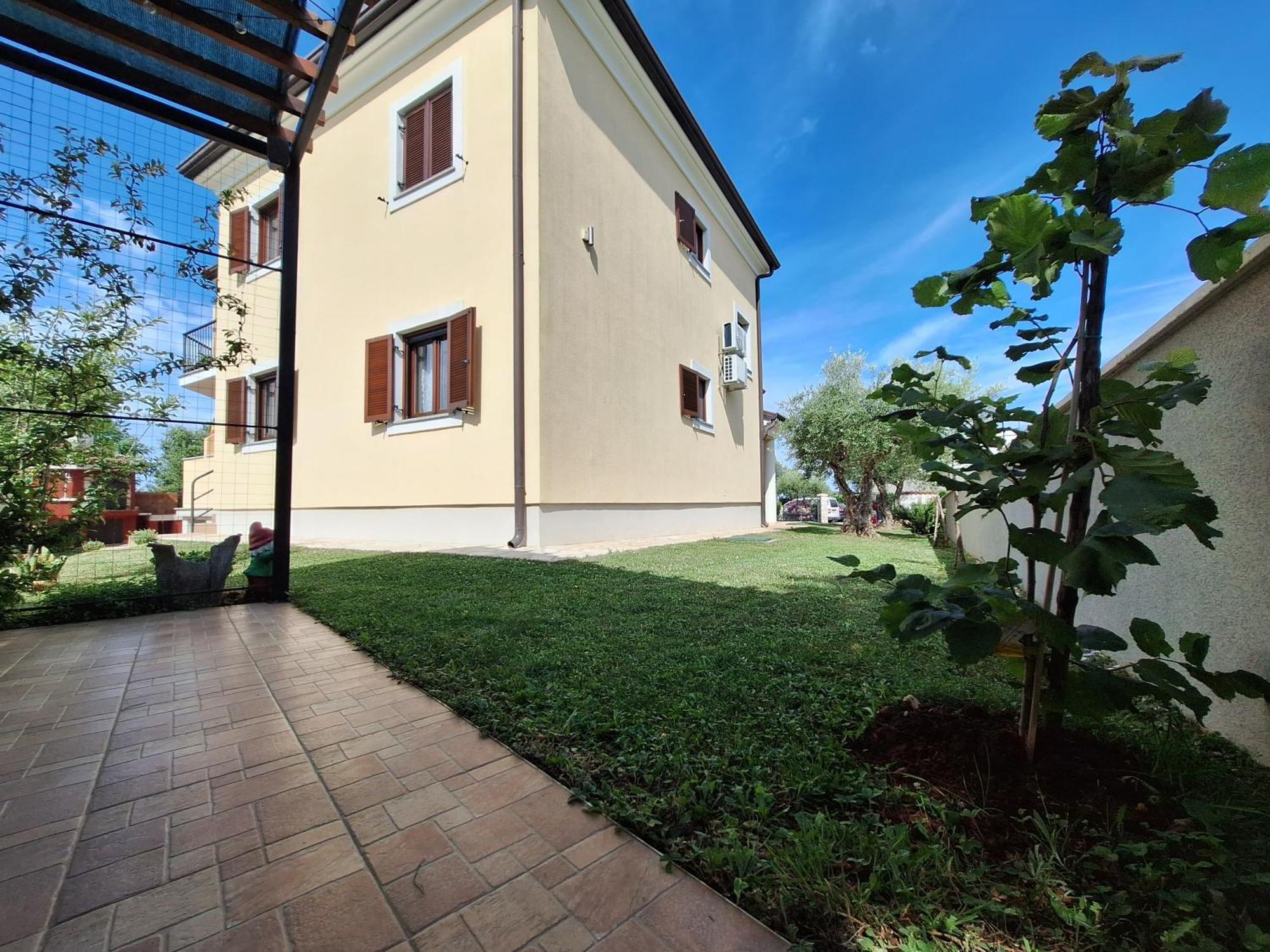 Apartmani Berber Babici ภายนอก รูปภาพ
