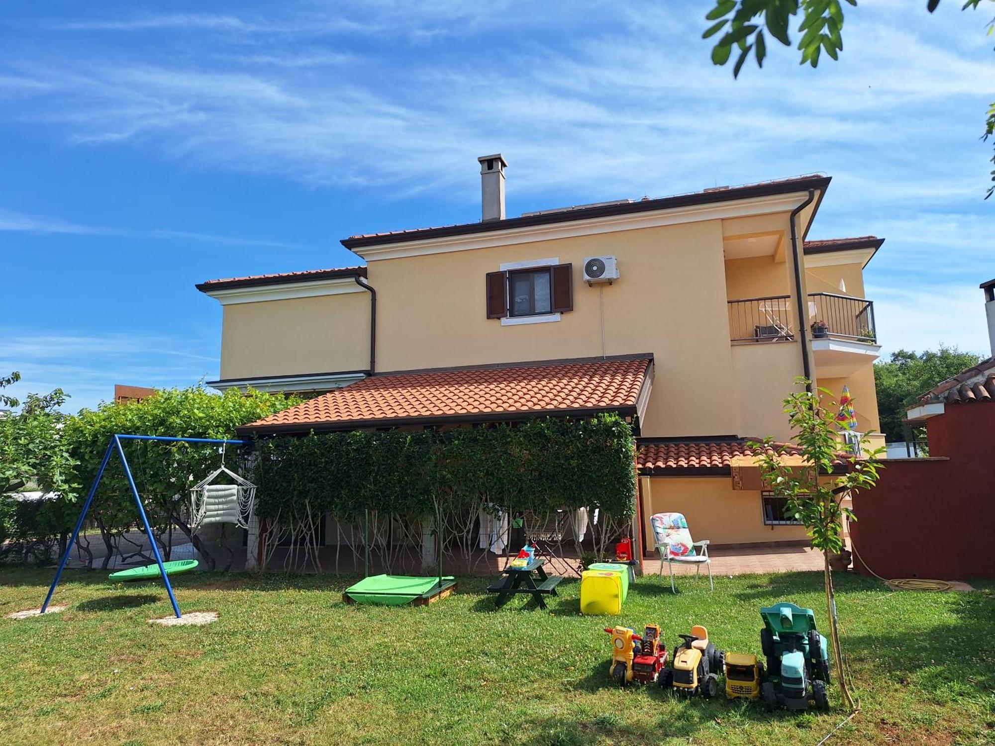 Apartmani Berber Babici ภายนอก รูปภาพ