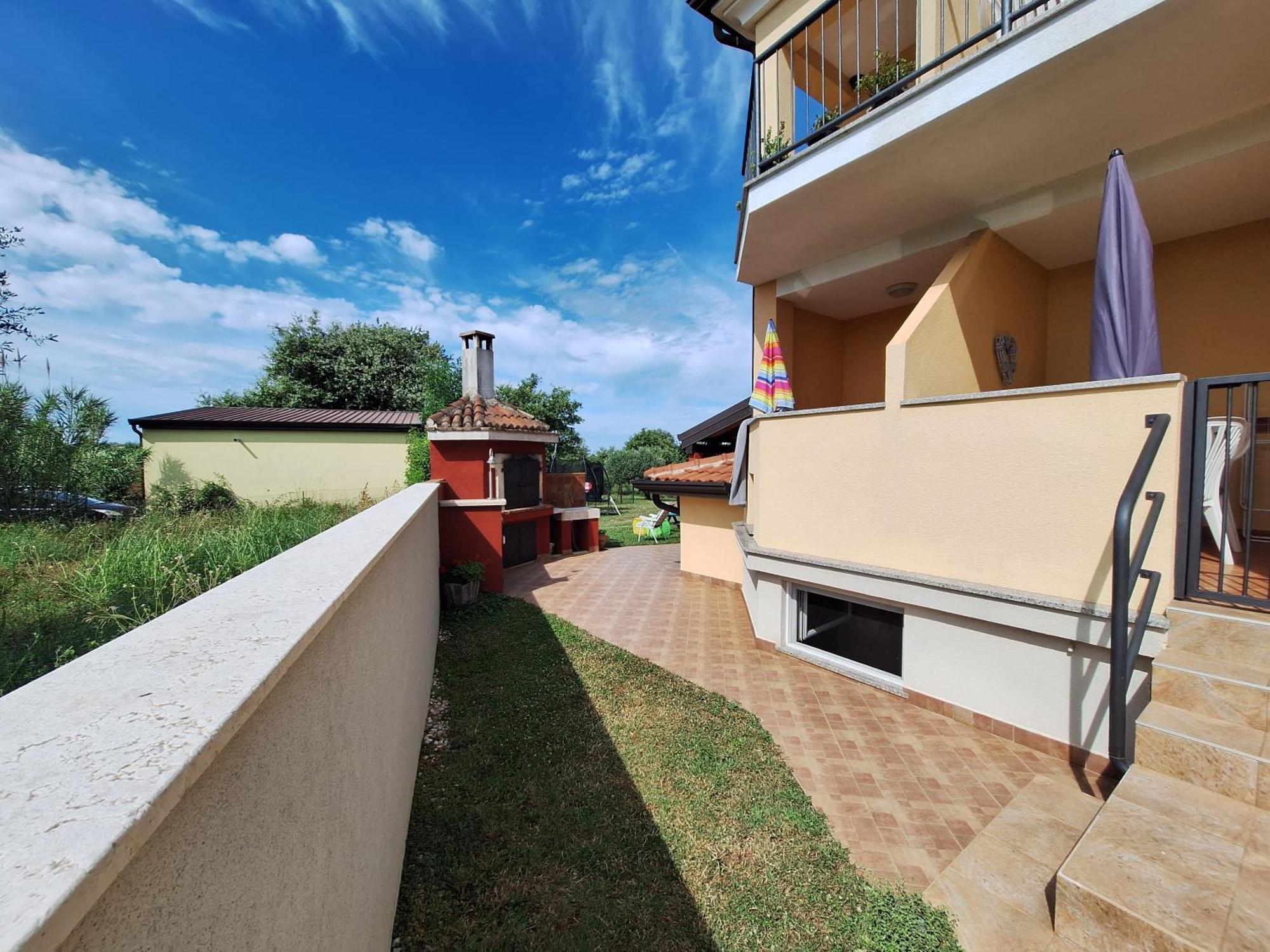 Apartmani Berber Babici ภายนอก รูปภาพ
