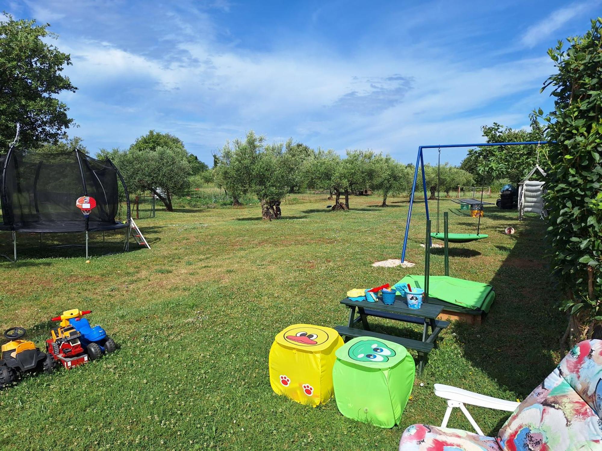 Apartmani Berber Babici ภายนอก รูปภาพ